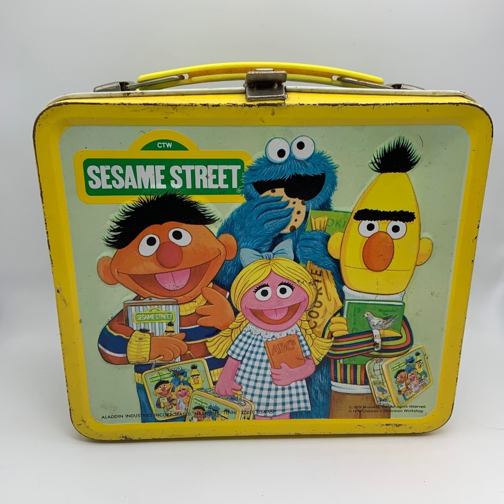 Vintage Sesame Street Jim Henson Character Retro Tin Lunch Box 1979